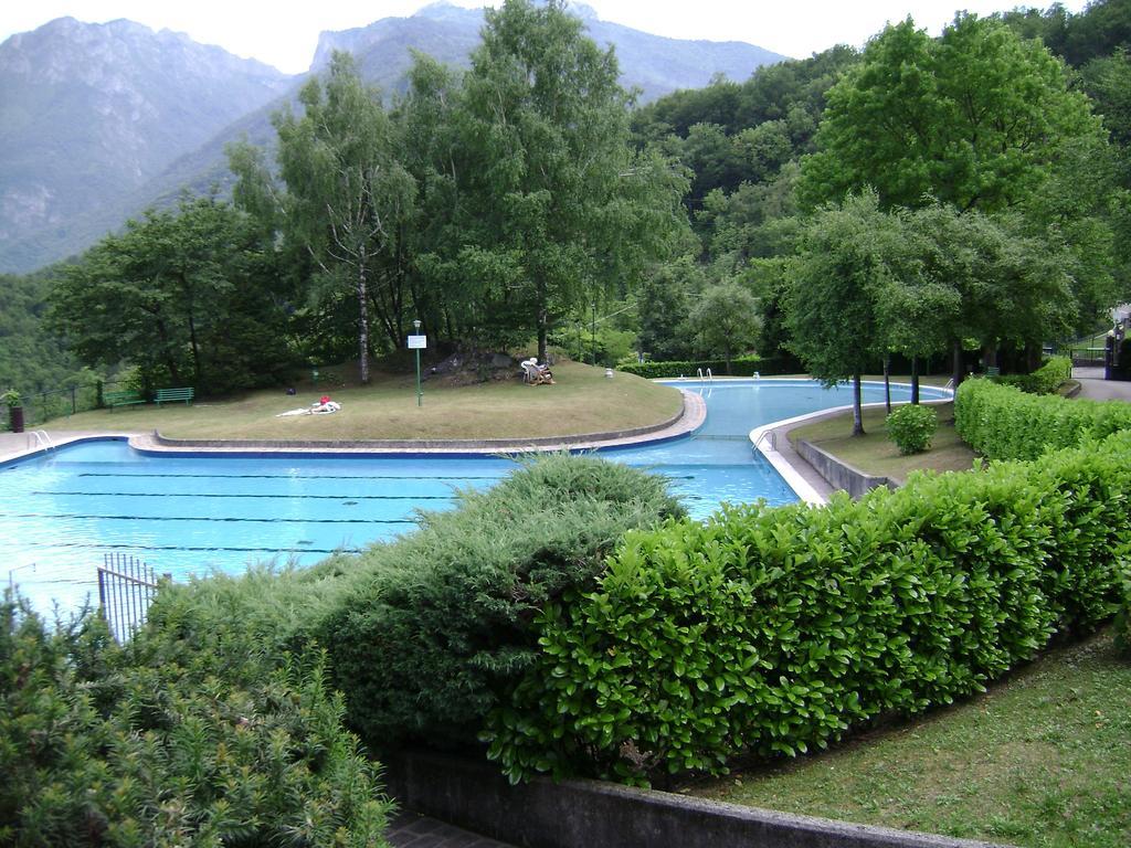 Casa Valbrona Bilik gambar